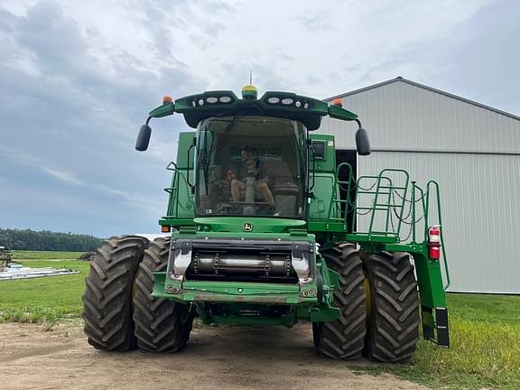 Image of John Deere S780 equipment image 2