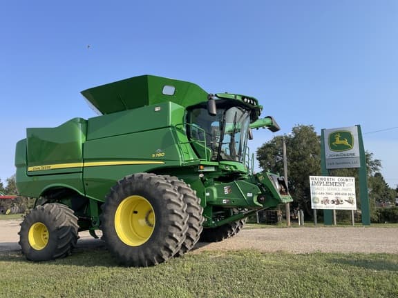 Image of John Deere S780 Primary image