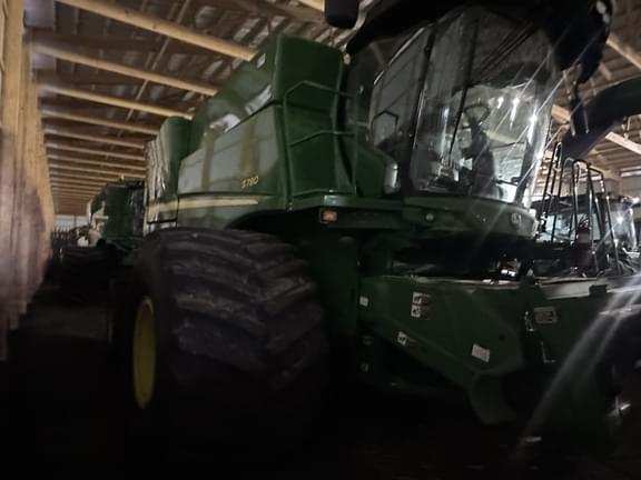 Image of John Deere S780 equipment image 2
