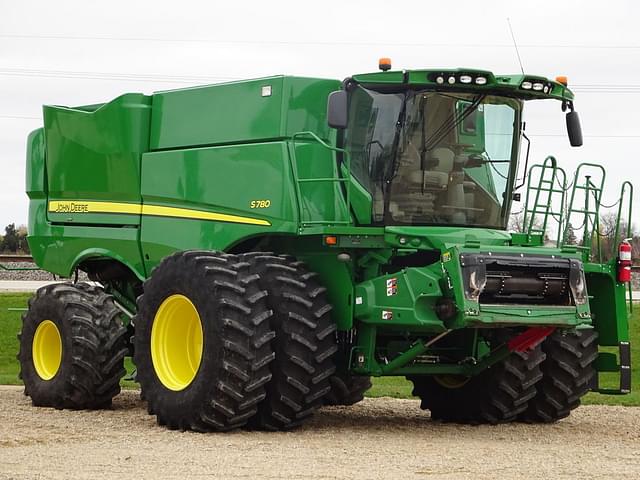 Image of John Deere S780 equipment image 4