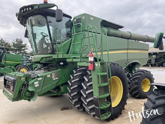 Image of John Deere S780 equipment image 2