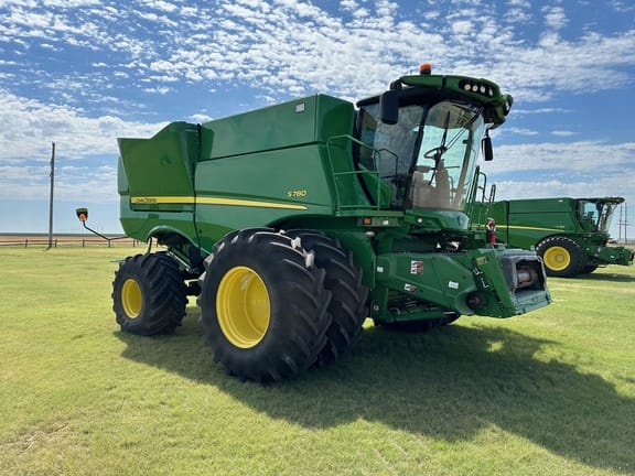 2020 John Deere S780 Equipment Image0