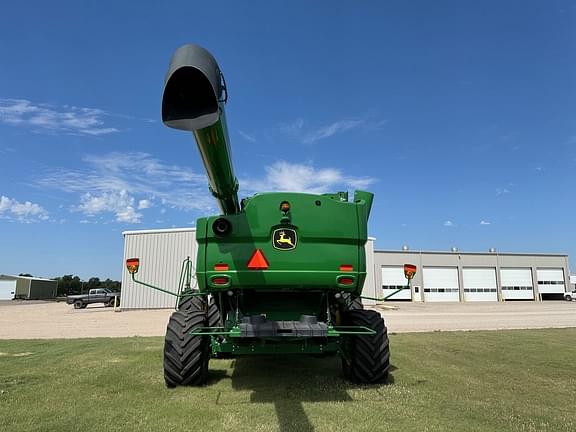 Image of John Deere S780 equipment image 3