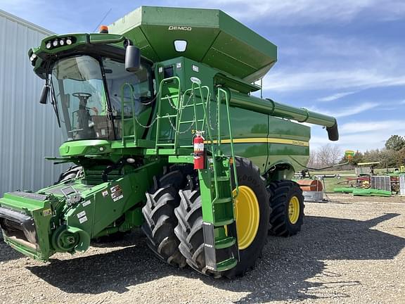 Image of John Deere S780 Primary image