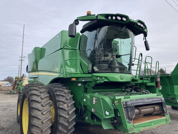 Main image John Deere S780
