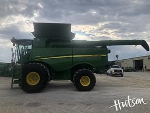 Main image John Deere S780 6