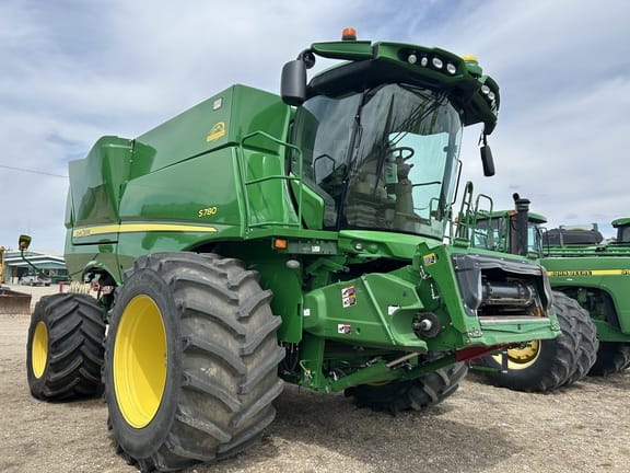 Main image John Deere S780