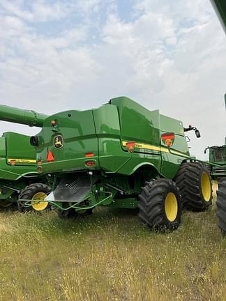 Image of John Deere S780 equipment image 2