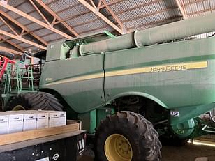 Main image John Deere S780 1