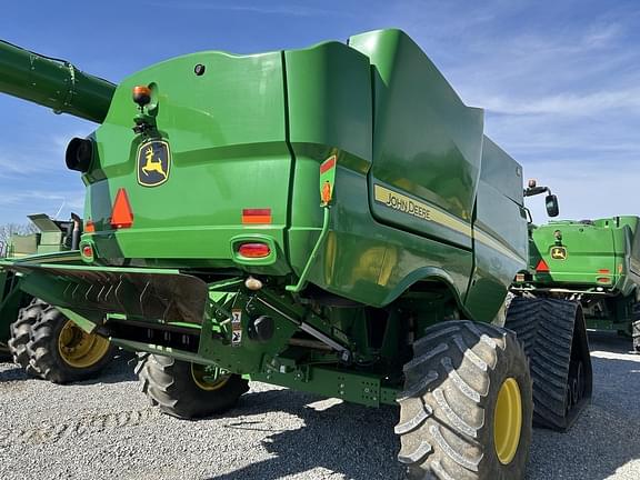 Image of John Deere S780 Primary image