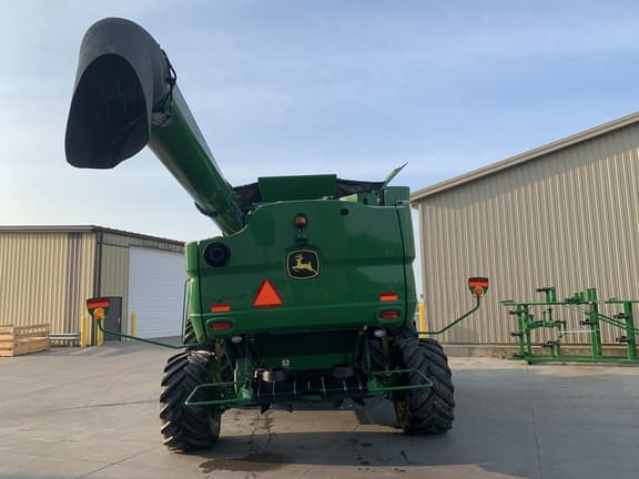 Image of John Deere S780 equipment image 3
