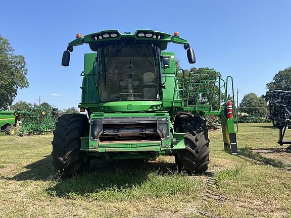 Image of John Deere S780 equipment image 1