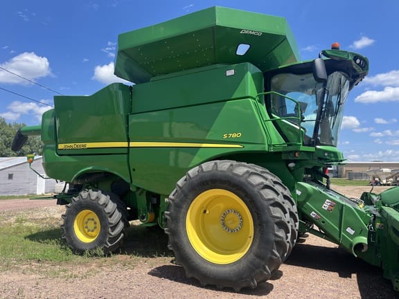 2020 John Deere S780 Equipment Image0