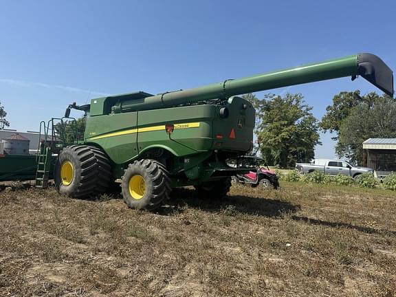 Image of John Deere S780 equipment image 3