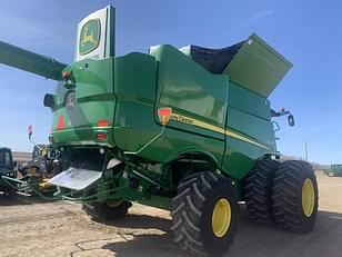 Main image John Deere S780 7