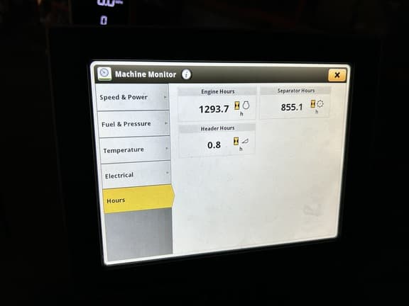 Image of John Deere S780 equipment image 1