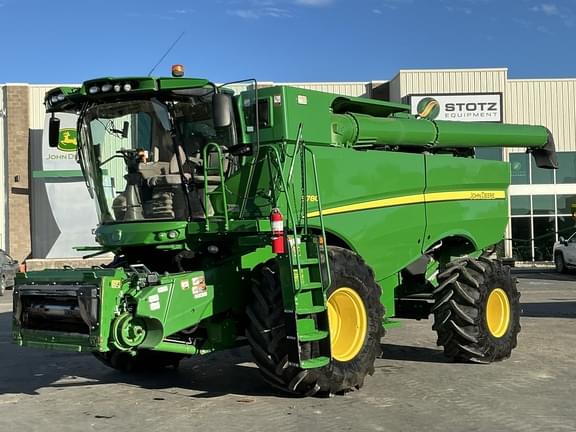 Image of John Deere S780 Primary image