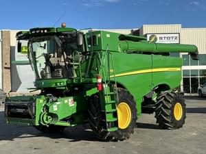 2020 John Deere S780 Image