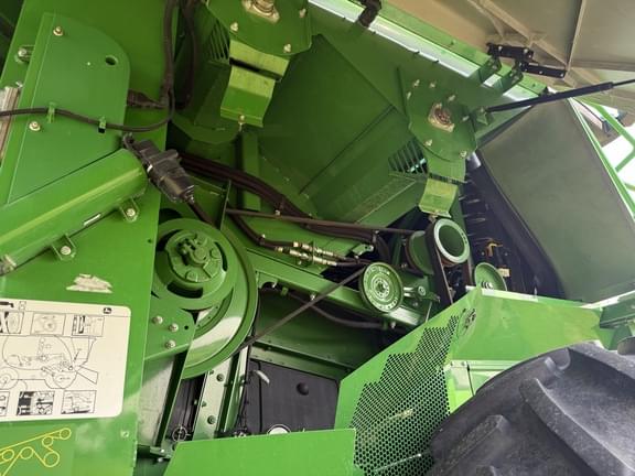 Image of John Deere S780 equipment image 3