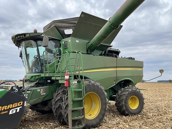 Image of John Deere S780 Primary image
