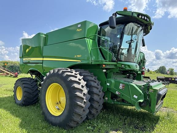 Image of John Deere S780 equipment image 2