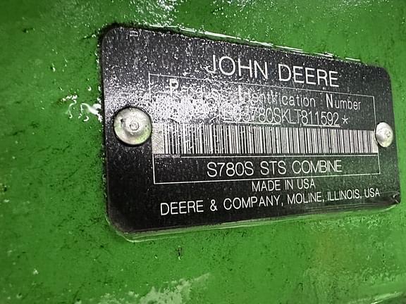 Image of John Deere S780 equipment image 2