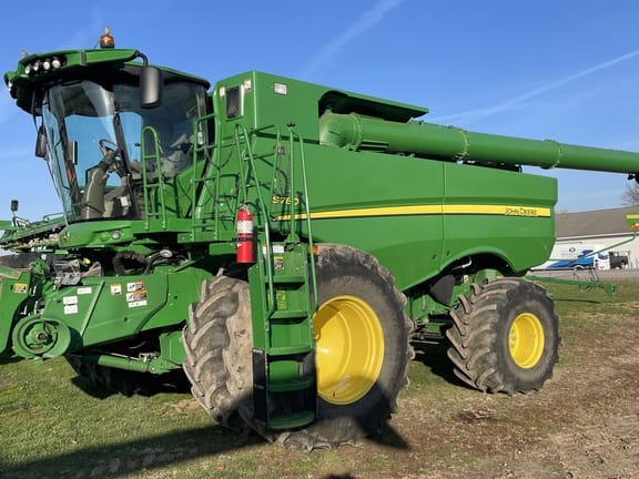 Main image John Deere S780