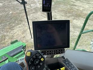 Main image John Deere S780 29