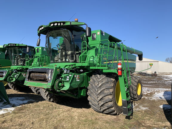 Main image John Deere S780