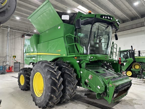 2020 John Deere S780 Equipment Image0