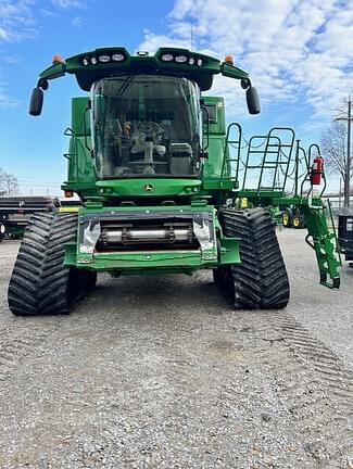 Image of John Deere S780 equipment image 1