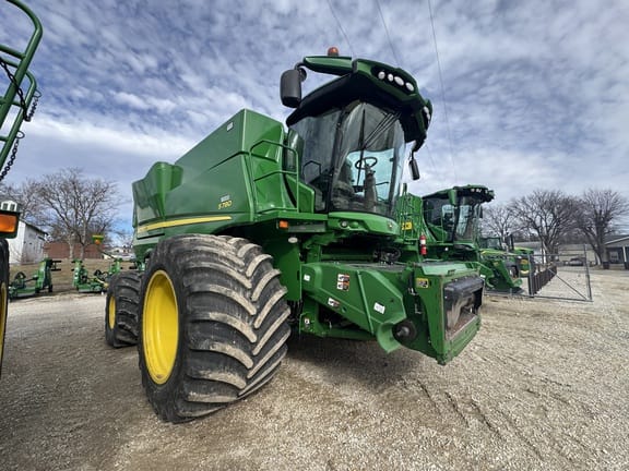 2020 John Deere S780 Equipment Image0