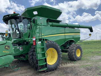 Main image John Deere S780