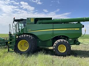 Main image John Deere S780 5