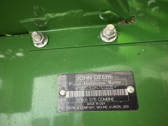 Image of John Deere S780 equipment image 2