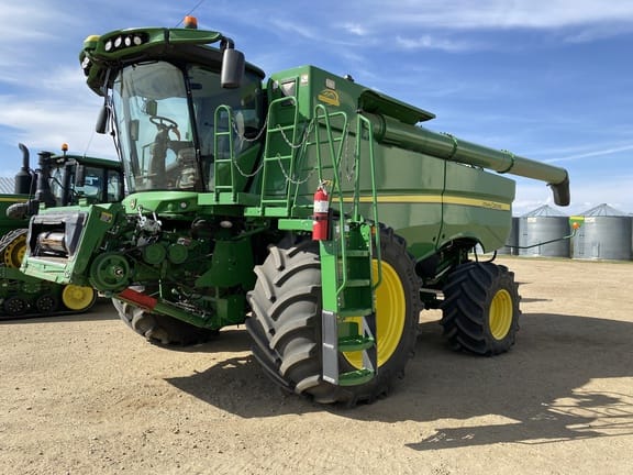 2020 John Deere S780 Equipment Image0