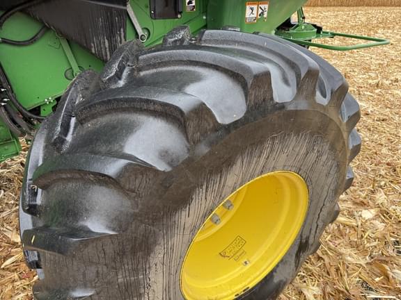 Image of John Deere S780 equipment image 3