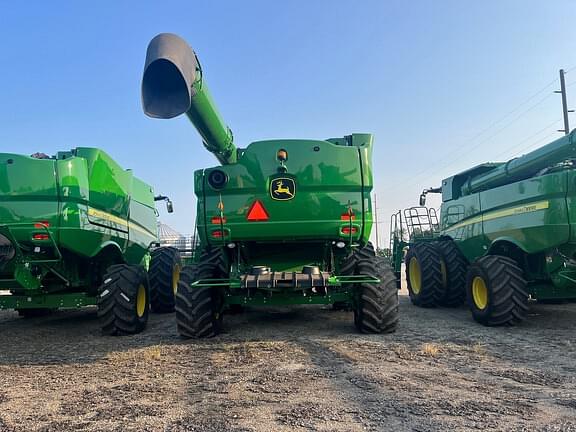 Image of John Deere S780 equipment image 3