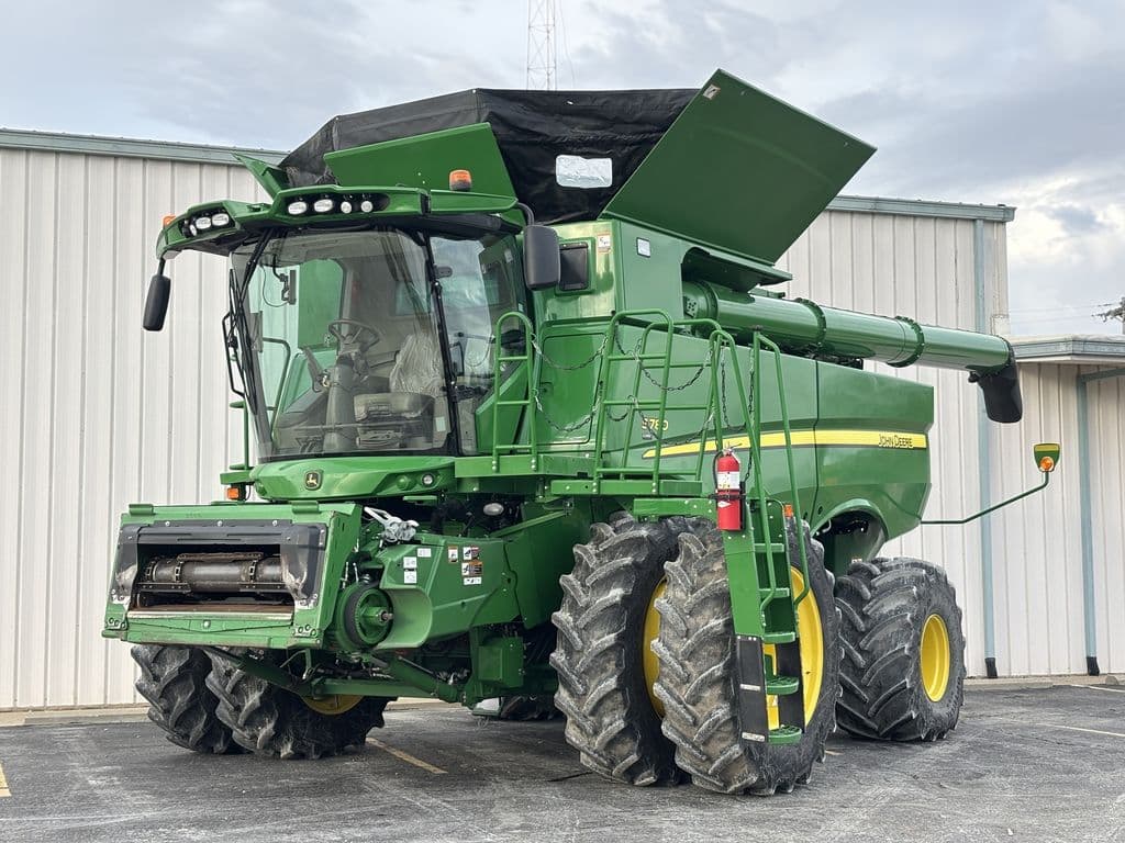 Image of John Deere S780 Primary image