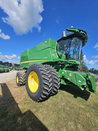 Image of John Deere S780 Primary image