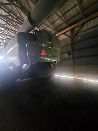 Image of John Deere S780 equipment image 4