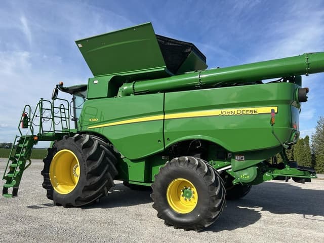 Image of John Deere S780 equipment image 4