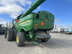 Main image John Deere S780 8