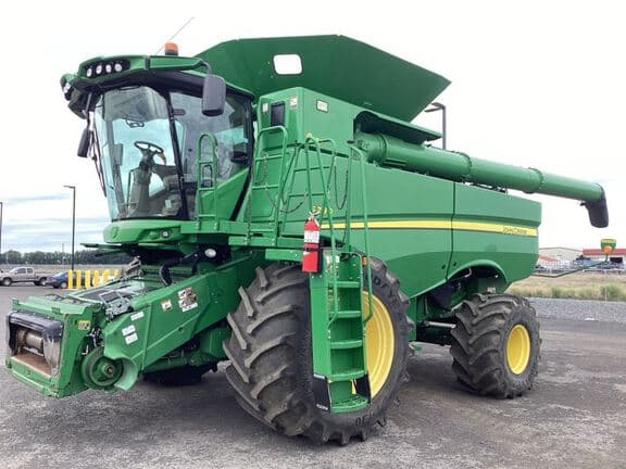 Image of John Deere S780 Primary image