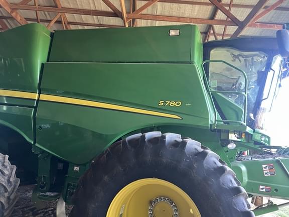 Image of John Deere S780 equipment image 3