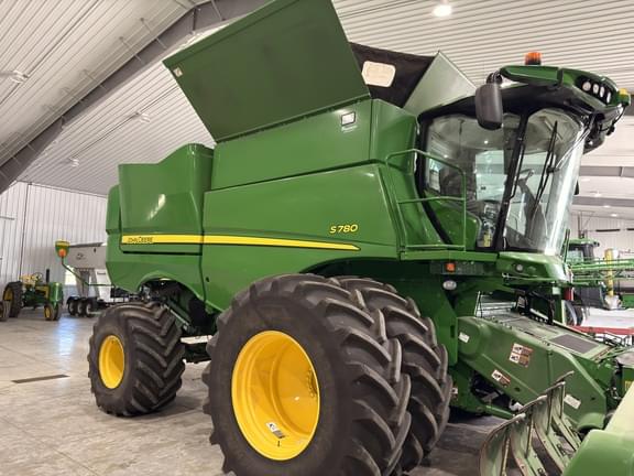 Image of John Deere S780 Primary image