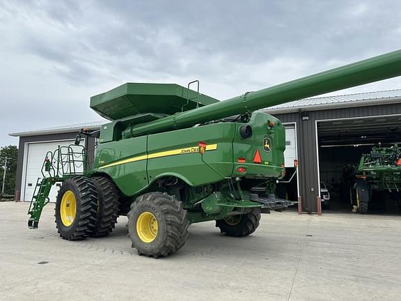 Image of John Deere S780 equipment image 3