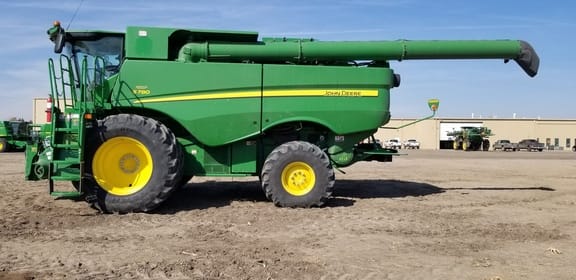 Main image John Deere S780