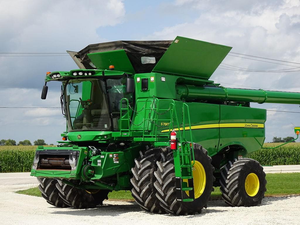 Image of John Deere S780 Primary image