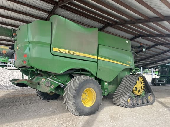 Image of John Deere S780 equipment image 2